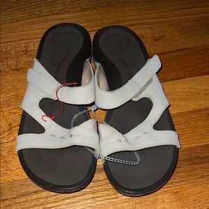 Abeo Women's Sandals - tan and Black